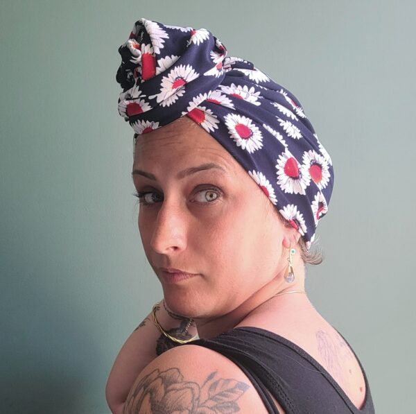 Turban Suze Red Marguerite – Image 3