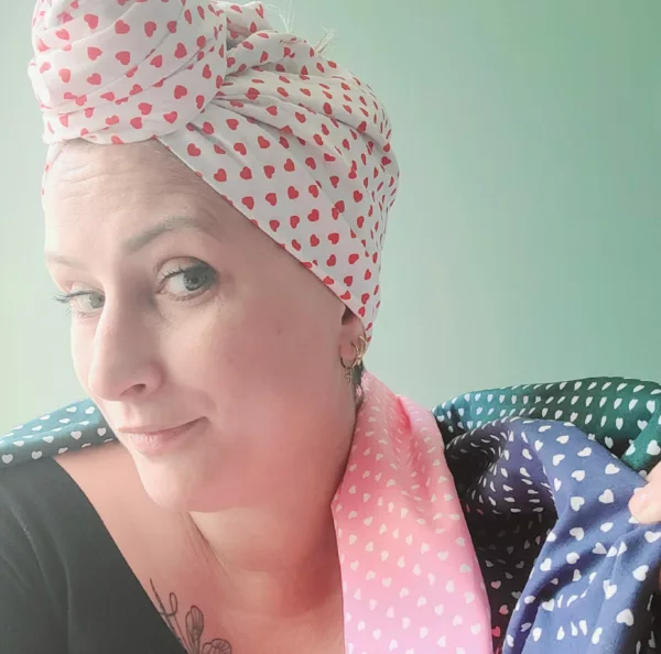 Turban Jeanne Petits Cœurs Blanc Bleu – Image 6